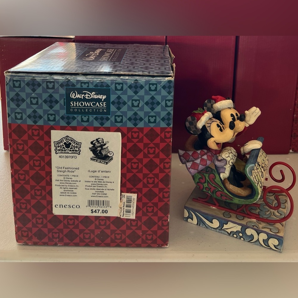 Jim Shore, Walt Disney Showcase Collection, “Old Fashioned Sleigh Ride”